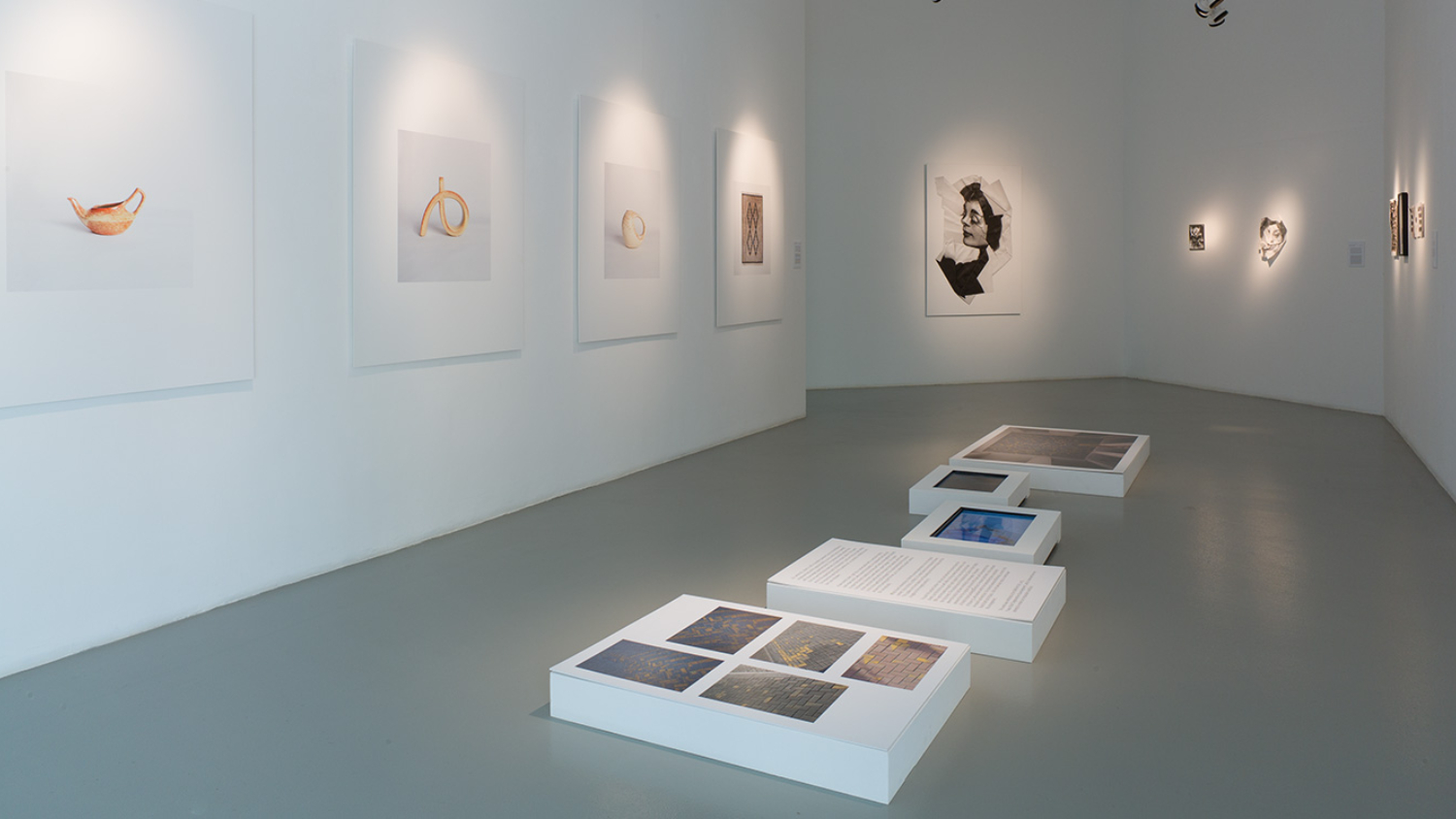 Exhibitions-Made-In-Tashkeel-2014-Installation-View-Tashkeel-01