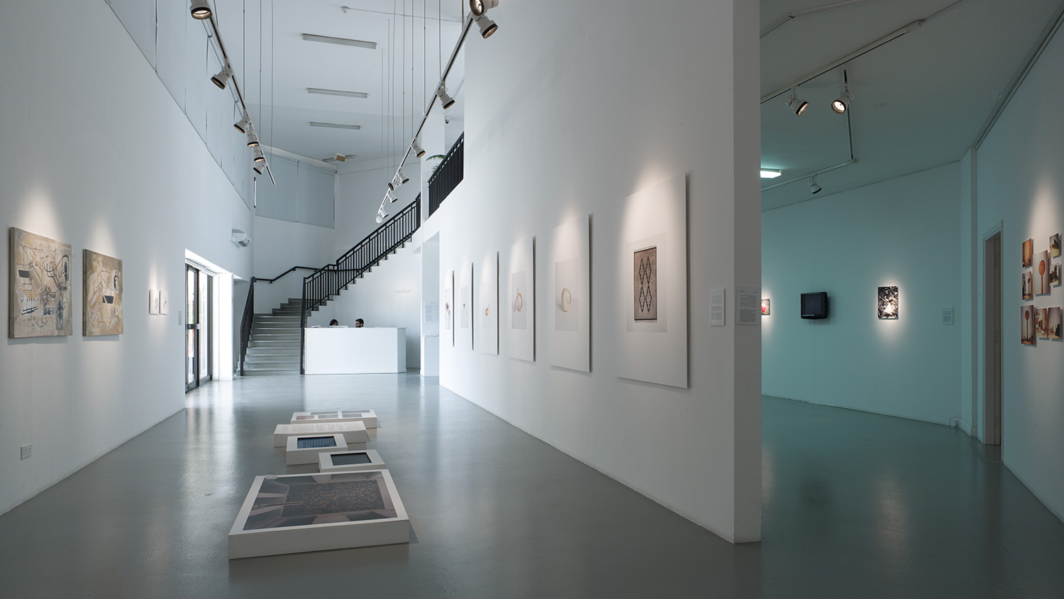 Exhibitions-Made-In-Tashkeel-2014-Installation-View-Tashkeel-L1007619