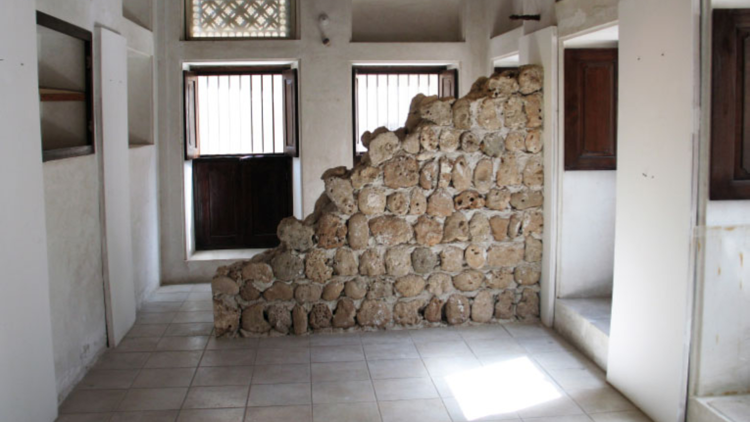 Ebtisam-AbdulazizRemapping-the-Wall2013210cmx40cmThe-artist-Delfina-Foundation-Dub